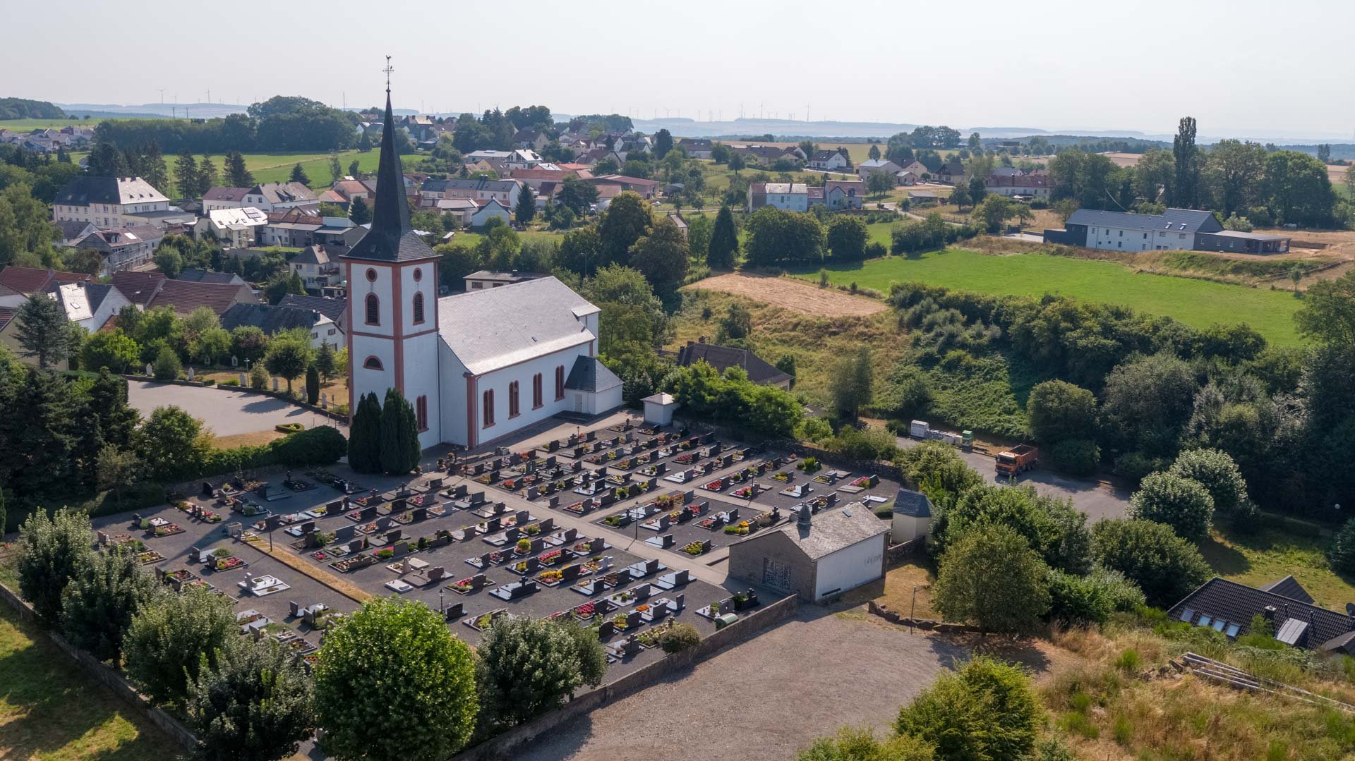 Touristik Ferschweiler Kirche
