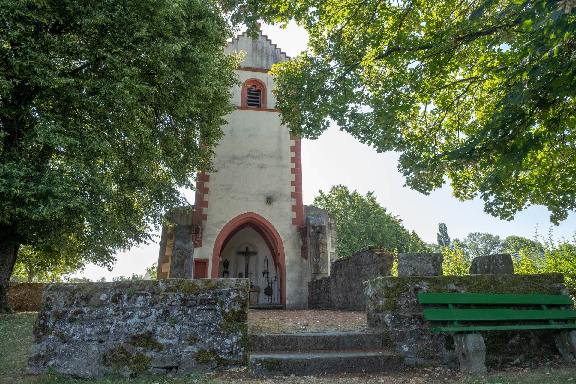 Luzienturm Ferschweiler im Ortszentrum